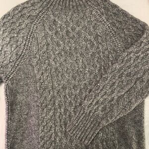 Women's Gray Cable Knit Sweater